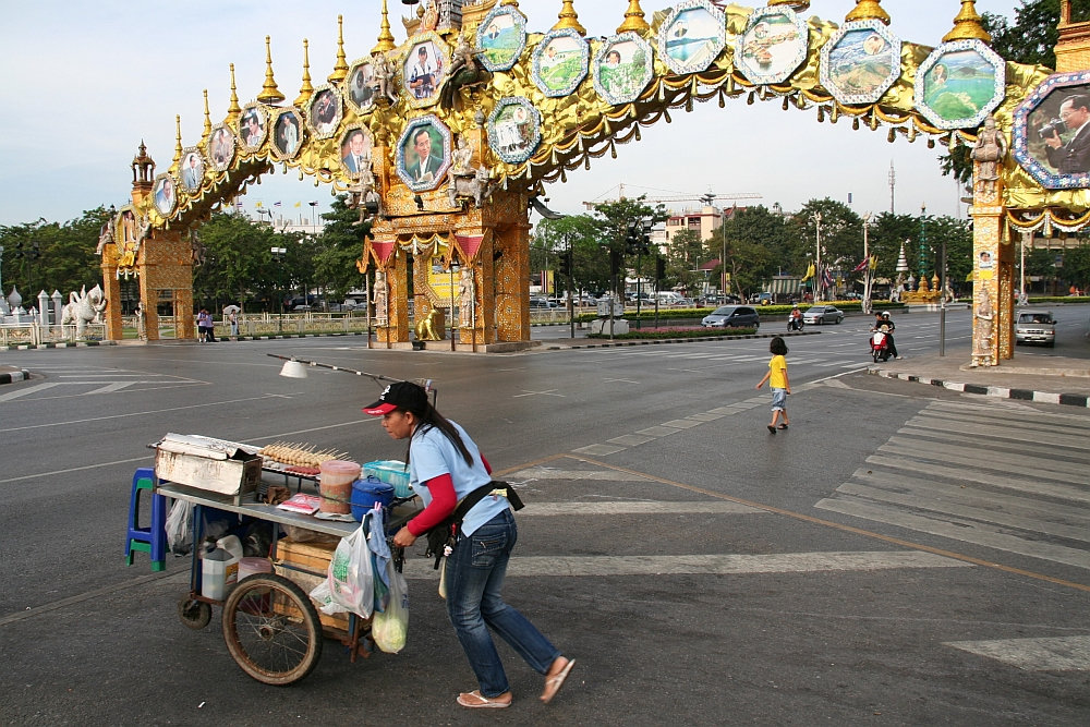 Monument f�r K�nig Bhumibol